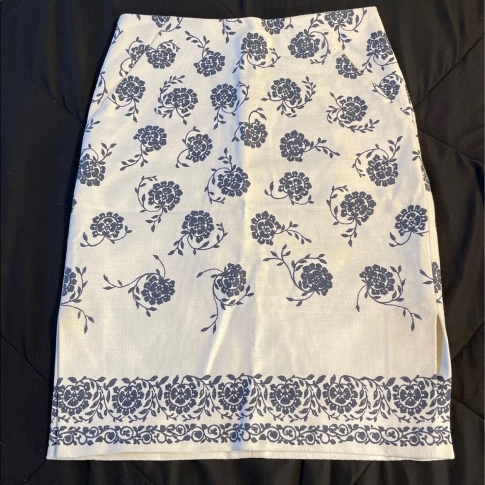 Loft Skirt